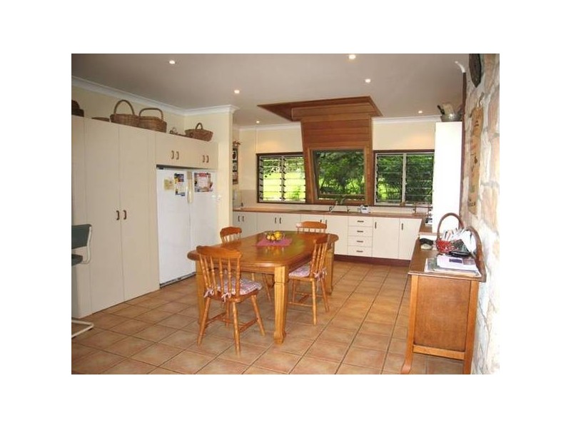 Yungaburra QLD 4884