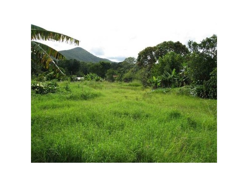 51 Herberton Rd, Atherton QLD 4883