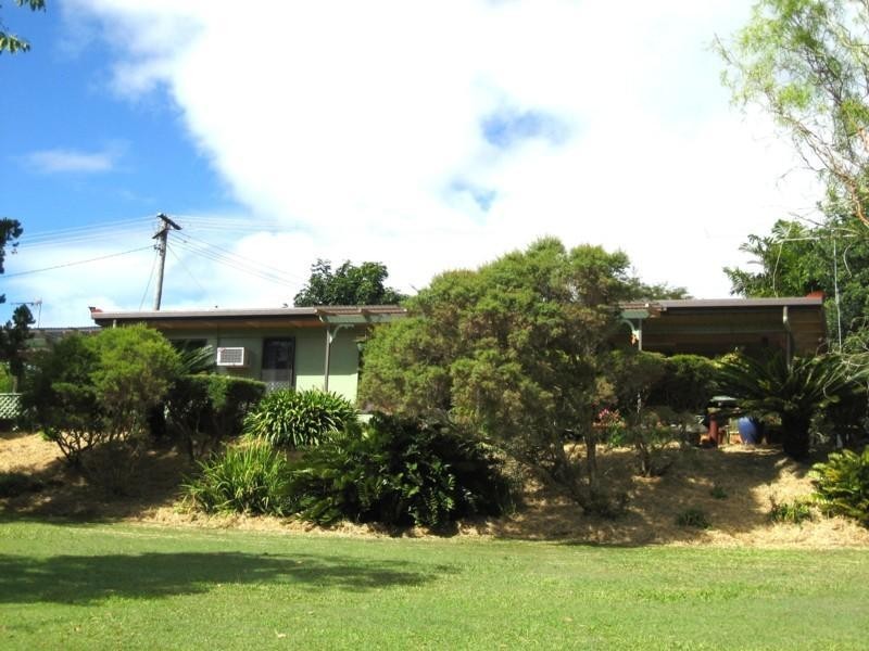 Yungaburra QLD 4884