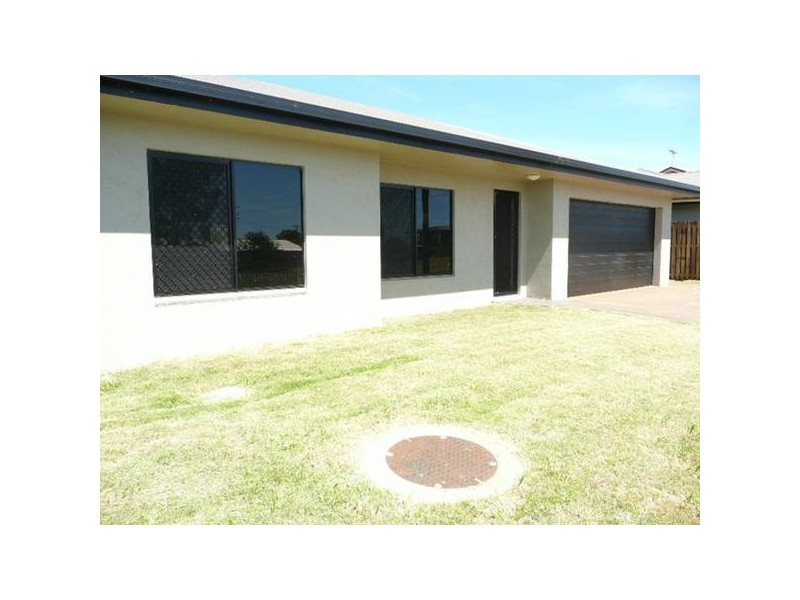 1/2 Austin Street, Atherton QLD 4883