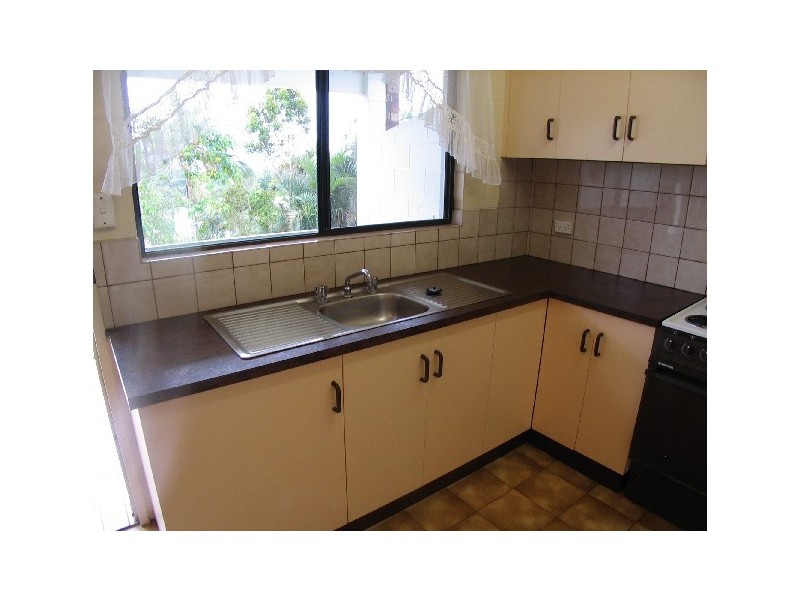 7/25 Tower, Atherton QLD 4883