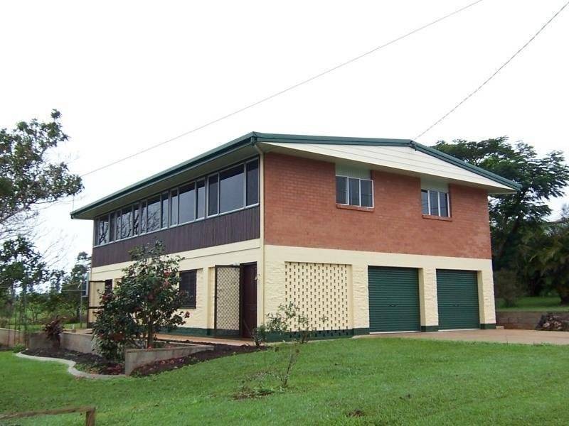 28 Heale St, Malanda QLD 4885
