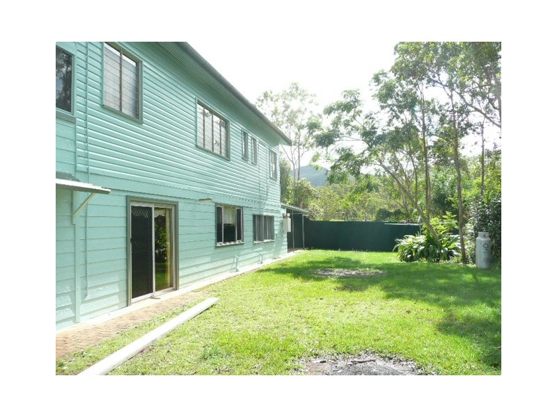 1 Page, Atherton QLD 4883