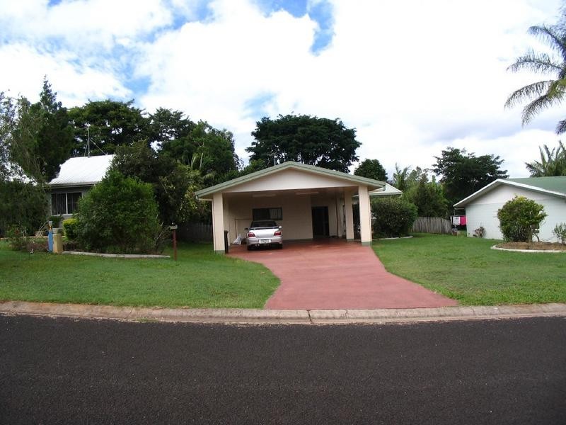 12 Gordon Street, Atherton QLD 4883