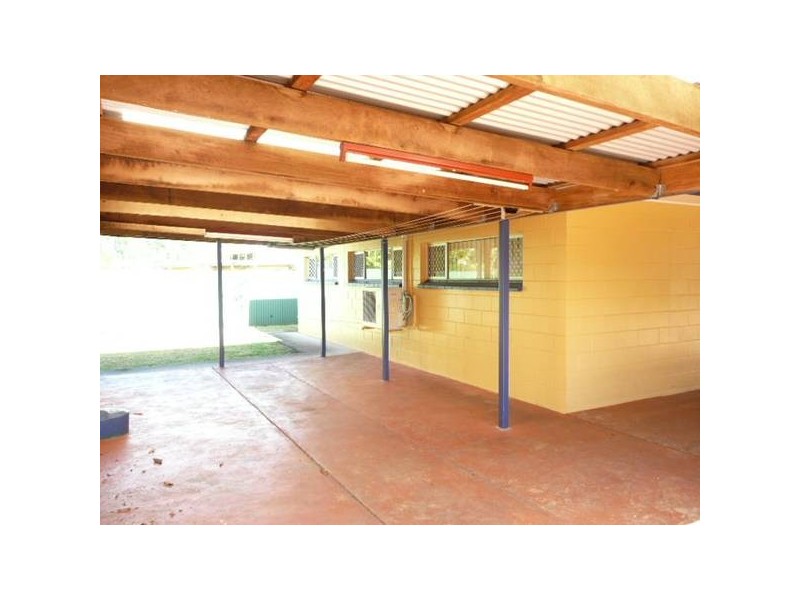 30 Elizabeth, Atherton QLD 4883