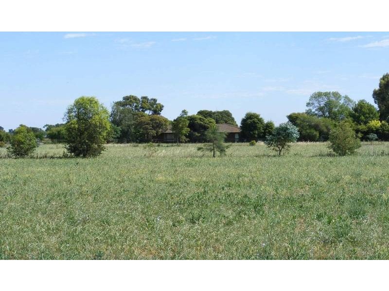 66 Dunstone Road, Kyabram VIC 3620