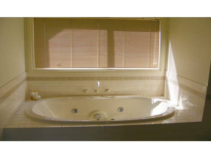 15 Curtis Court, Kyabram VIC 3620