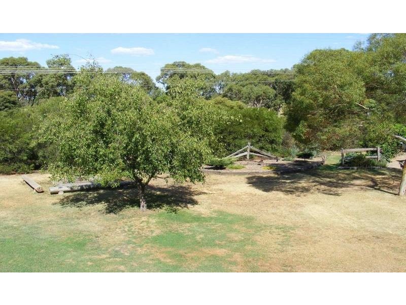 15 Curtis Court, Kyabram VIC 3620