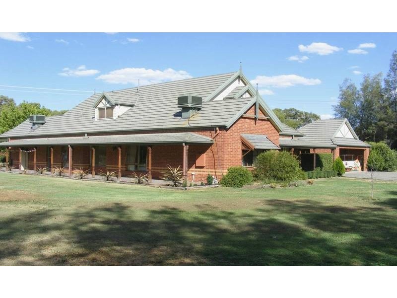 15 Curtis Court, Kyabram VIC 3620