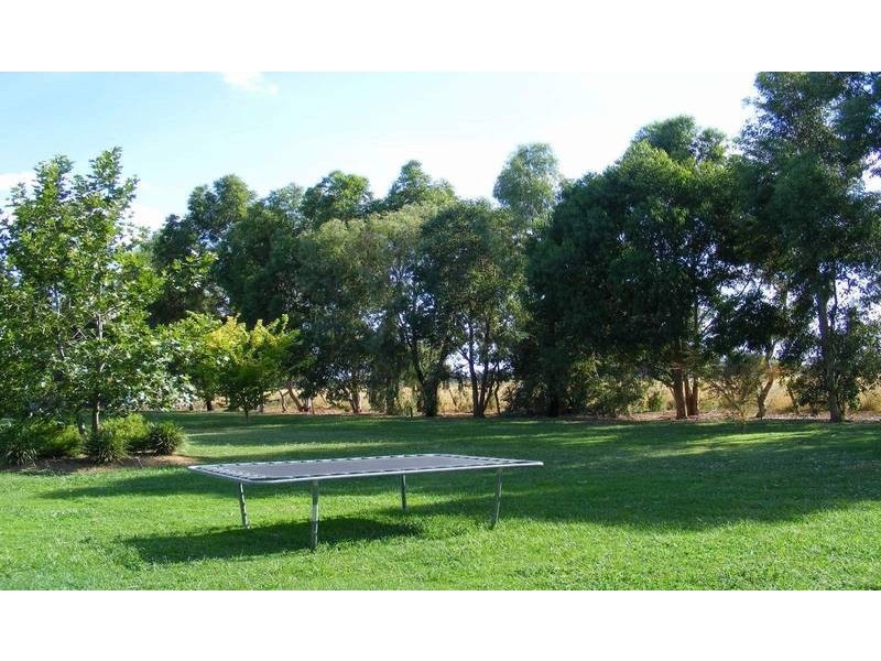 11 Amarco Lane, Kyabram VIC 3620