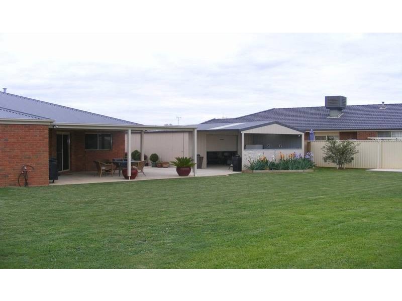 23 Deakin Grove, Tongala VIC 3621