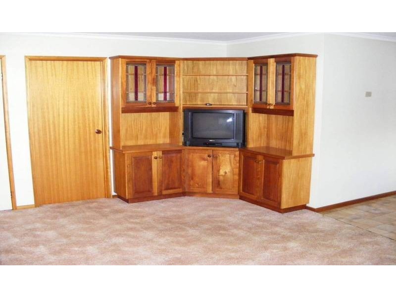 27 Outram Avenue, Kyabram VIC 3620