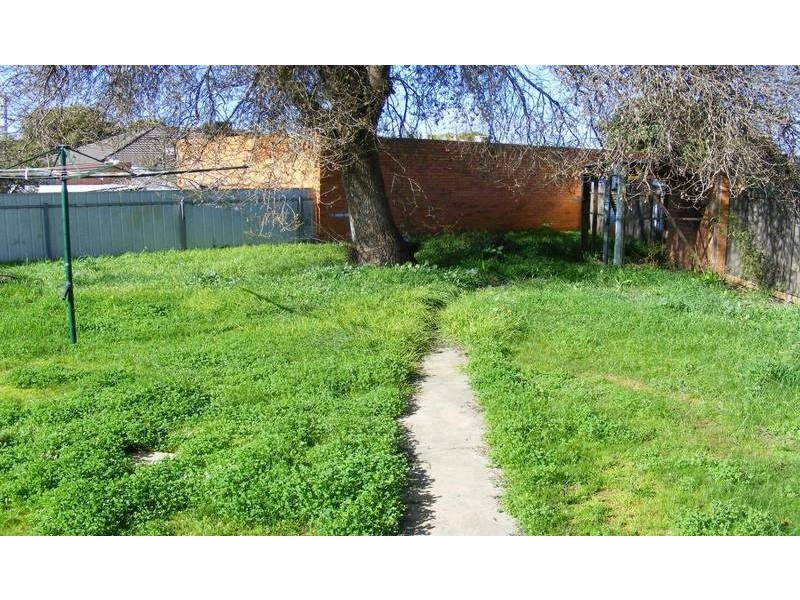 8 Prunus Court, Kyabram VIC 3620