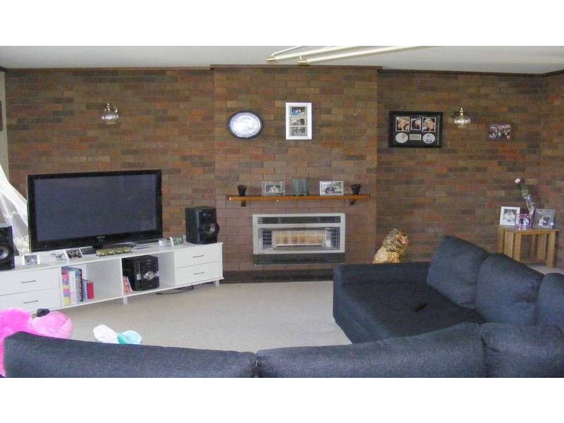 16 Tehan Avenue, Kyabram VIC 3620