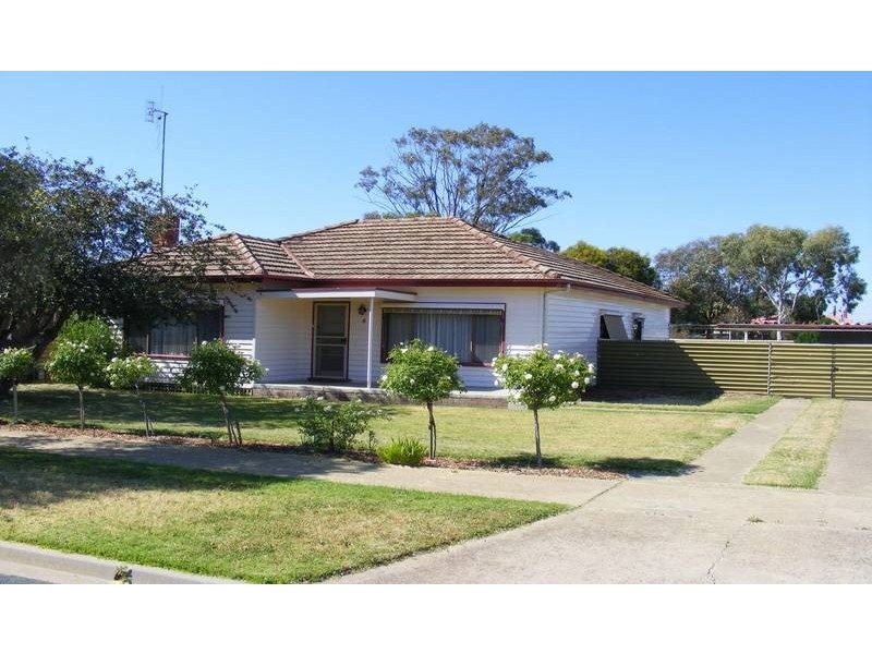 8 Underwood Grove, Kyabram VIC 3620