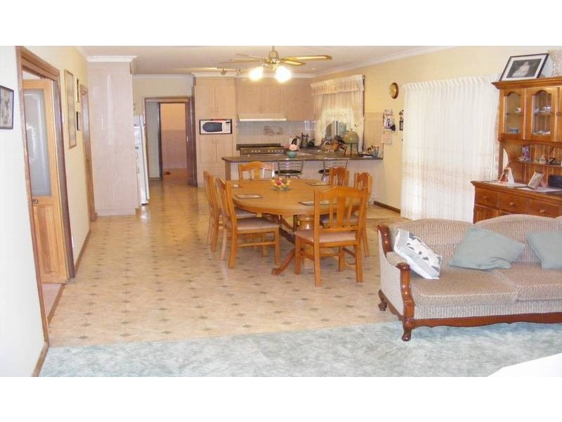 87 Edis Street, Kyabram VIC 3620