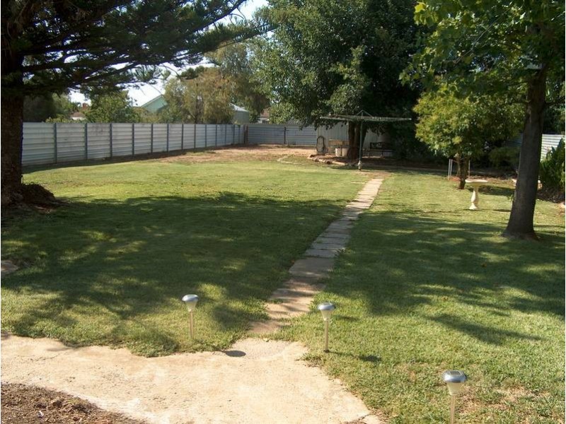 37 Edis Street, Kyabram VIC 3620