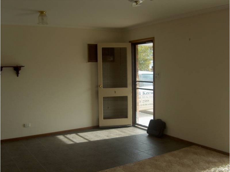 1/10 Park Street, Kyabram VIC 3620