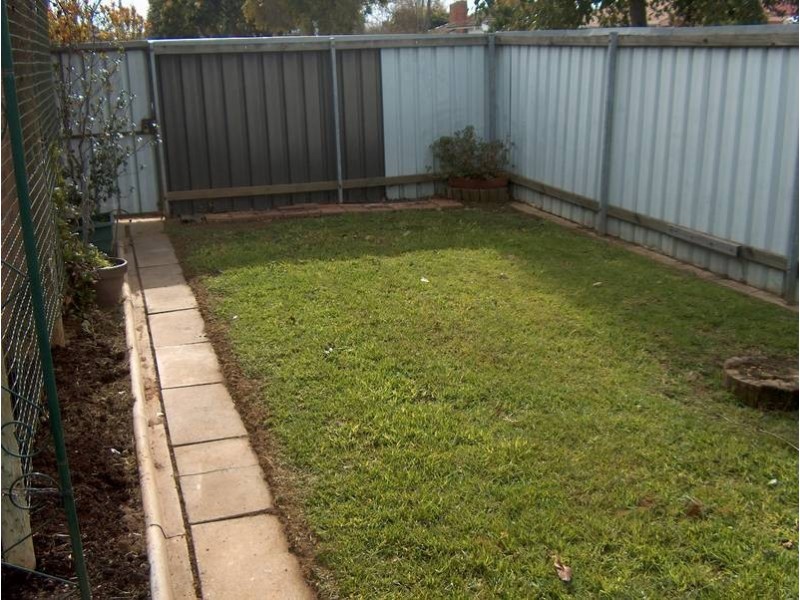 1/10 Park Street, Kyabram VIC 3620