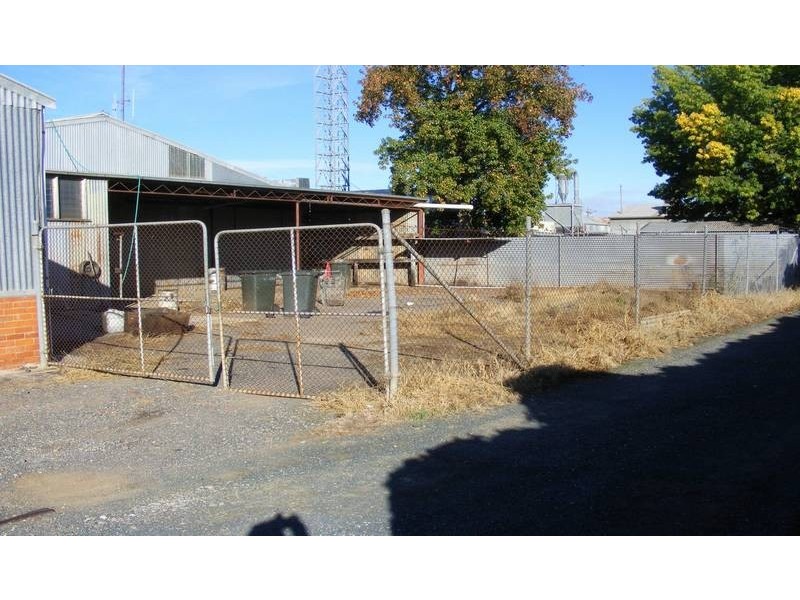 33 Bradley Street, Kyabram VIC 3620