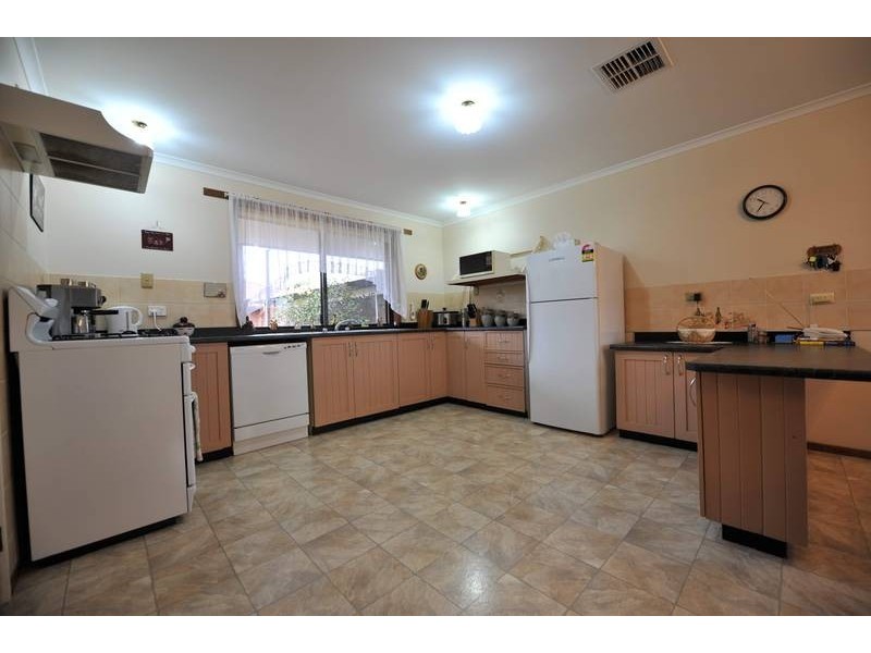 30 Lancaster Street, Kyabram VIC 3620
