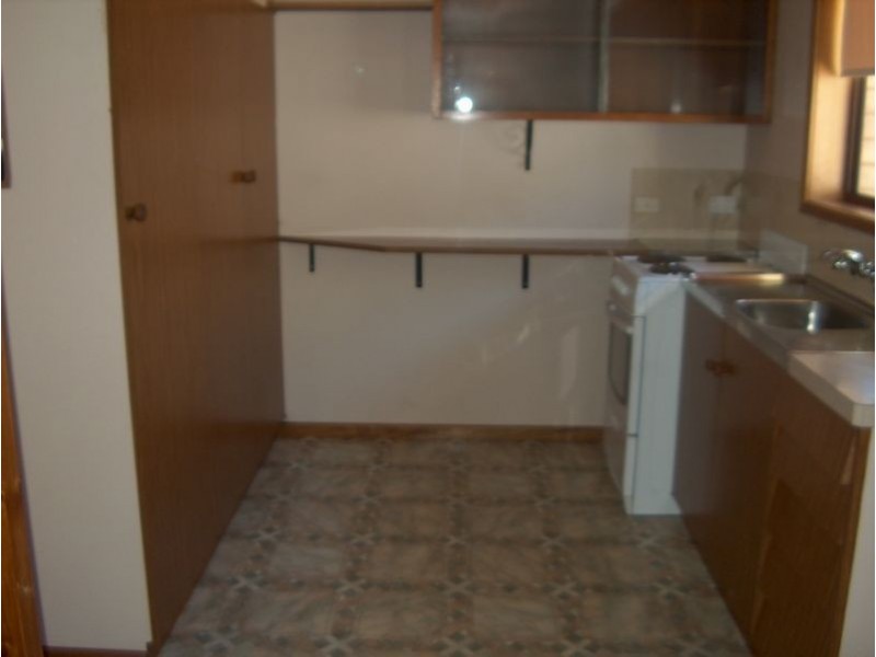 1/2 Gillespie Street, Kyabram VIC 3620