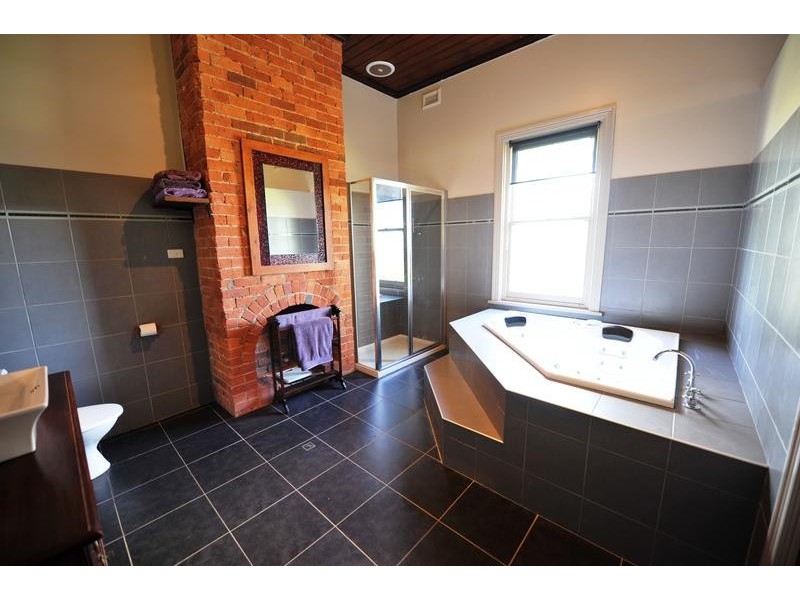 1663 Curr Road, Tongala VIC 3621