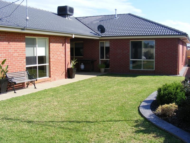 76 Goegan Drive, Kyabram VIC 3620