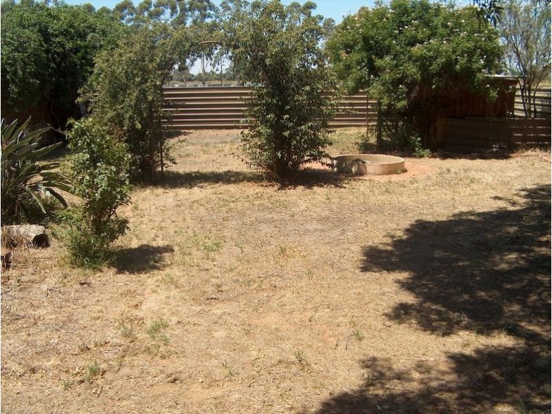 76 Midland Highway, Stanhope VIC 3623