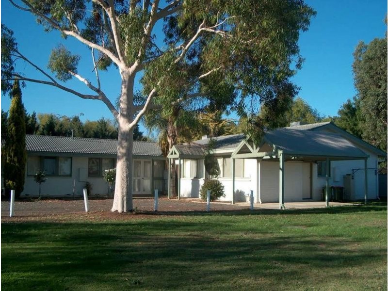 4/3 Davis Court, Tongala VIC 3621