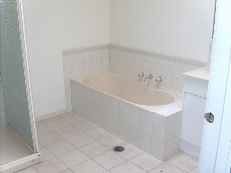 2/3 Davis Court, Tongala VIC 3621