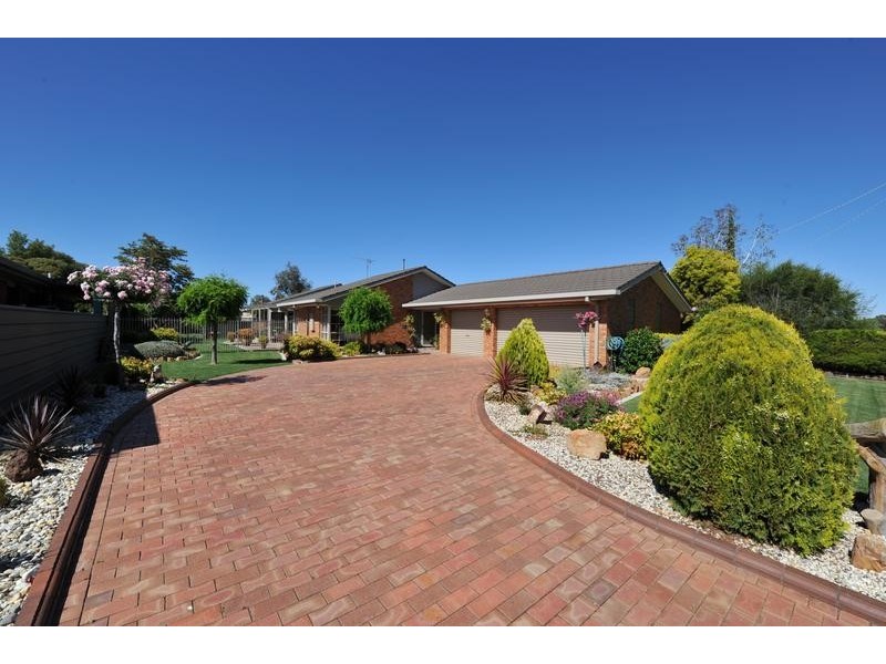 23 Tehan Avenue, Kyabram VIC 3620