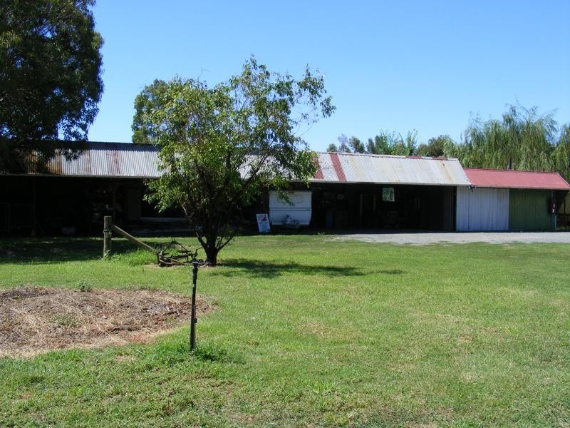 43 Robinsons Lane, Kyabram VIC 3620