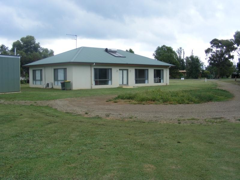 16 Weller Road, Lancaster VIC 3620