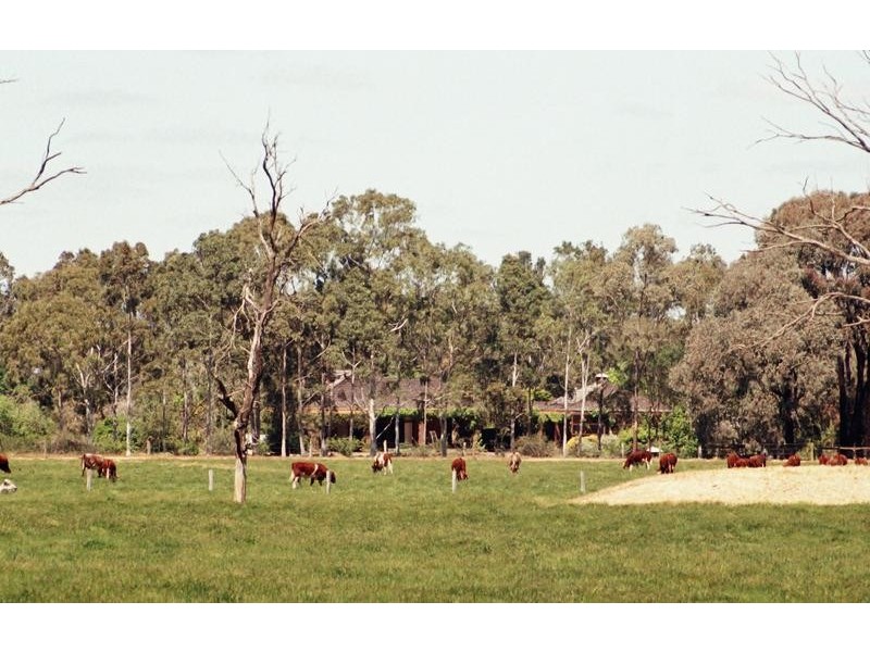 1566 McEwen Road, Kyabram VIC 3620