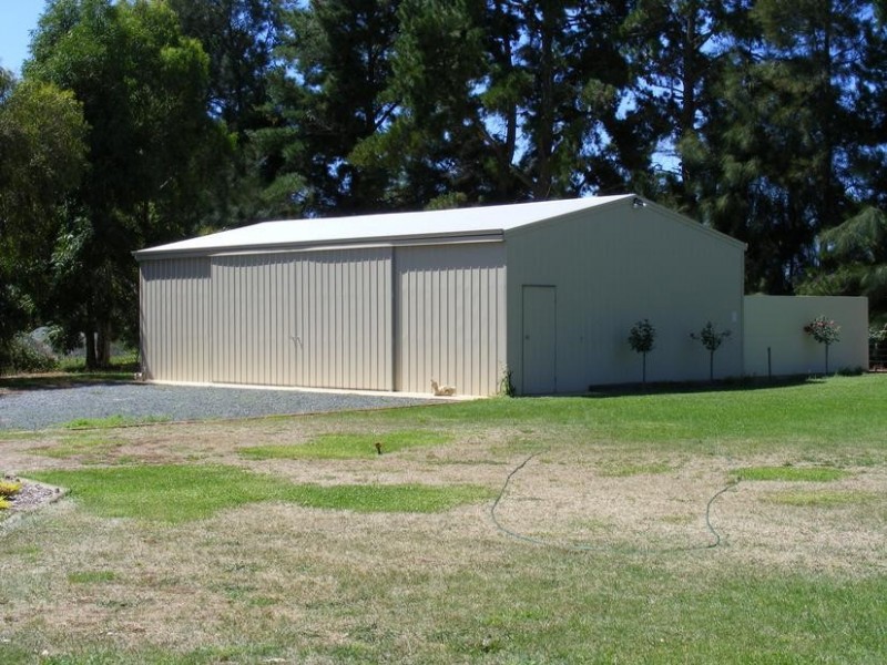 23 Amarco Lane, Kyabram VIC 3620