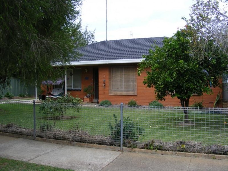 8 Tulloh Street, Kyabram VIC 3620