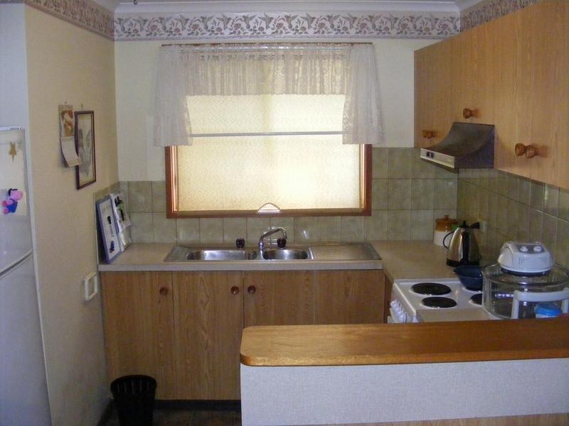 9 & 10/19-21 Allan Street, Kyabram VIC 3620