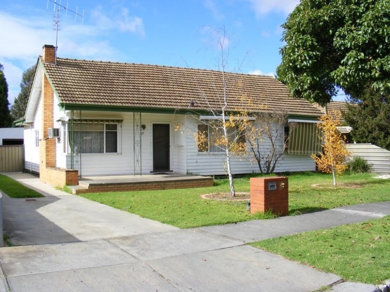 27 Richards Street, Kyabram VIC 3620
