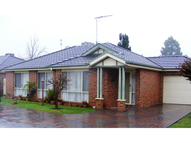 2/8 Unwin Street, Kyabram VIC 3620