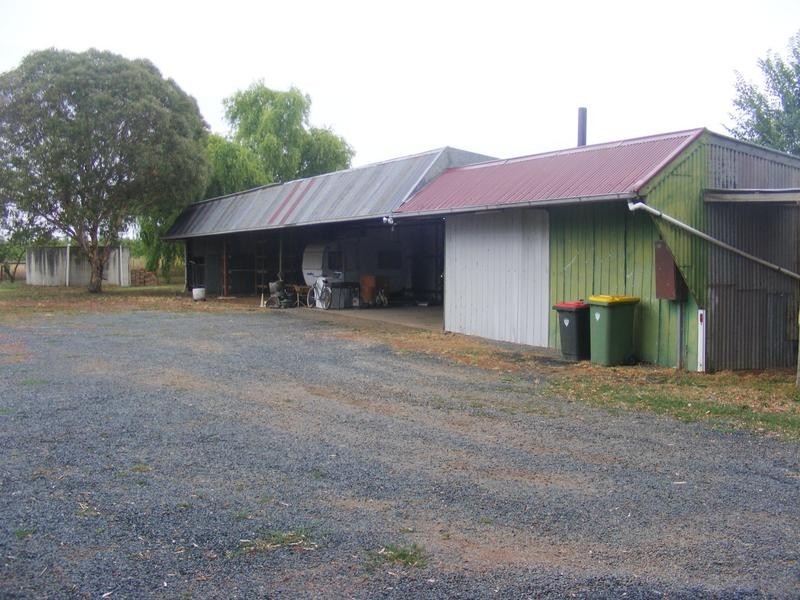 43 Robinsons lane, Kyabram VIC 3620