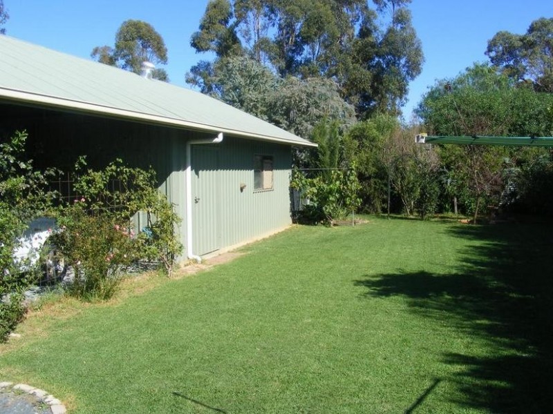 6 Hawkins Street, Kyabram VIC 3620