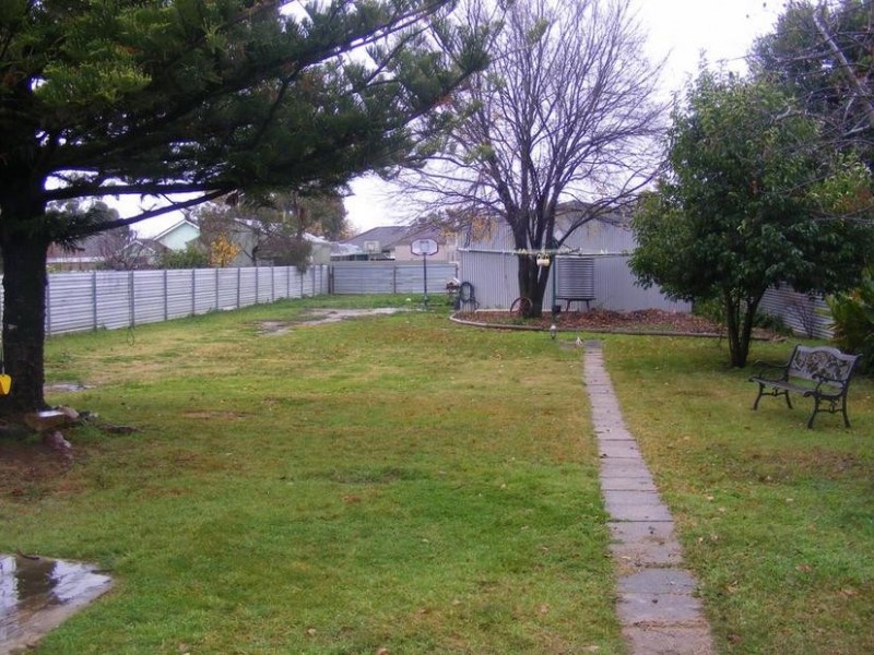 37 Edis Street, Kyabram VIC 3620