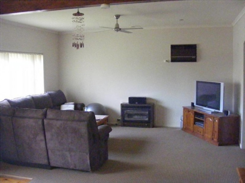 33 Lewry Street, Kyabram VIC 3620