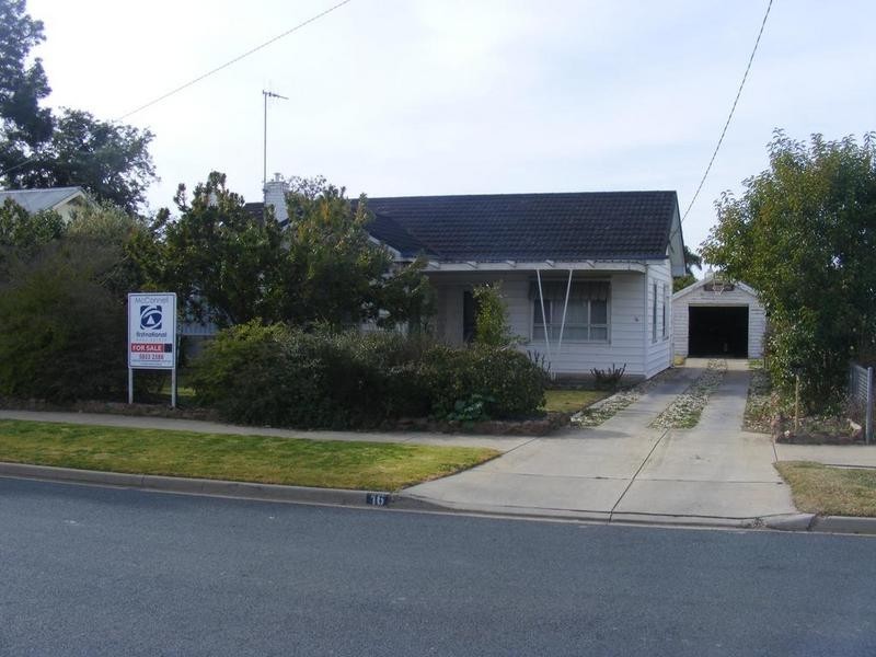 16 Unwin Street, Kyabram VIC 3620