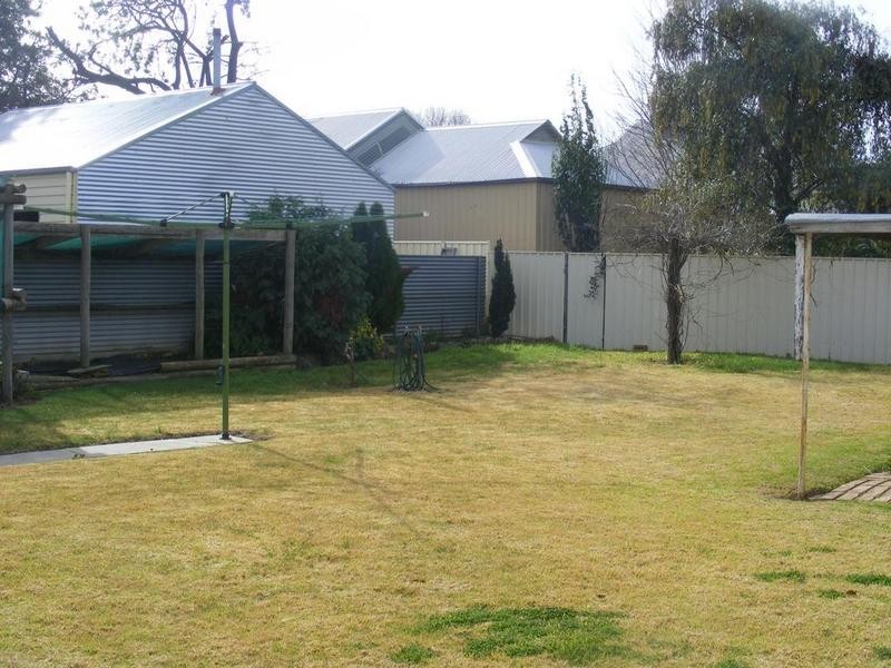 16 Unwin Street, Kyabram VIC 3620