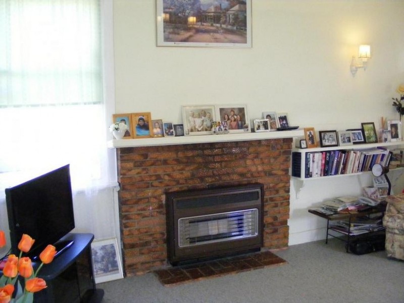 74 Fenaughty Street, Kyabram VIC 3620
