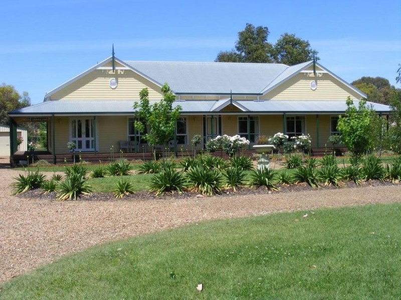 57 Aldersyde Drive, Kyabram VIC 3620