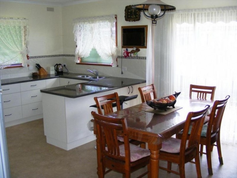 10 Tweddle Street, Kyabram VIC 3620