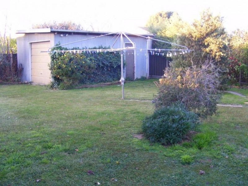 19 Racecourse Road, Kyabram VIC 3620